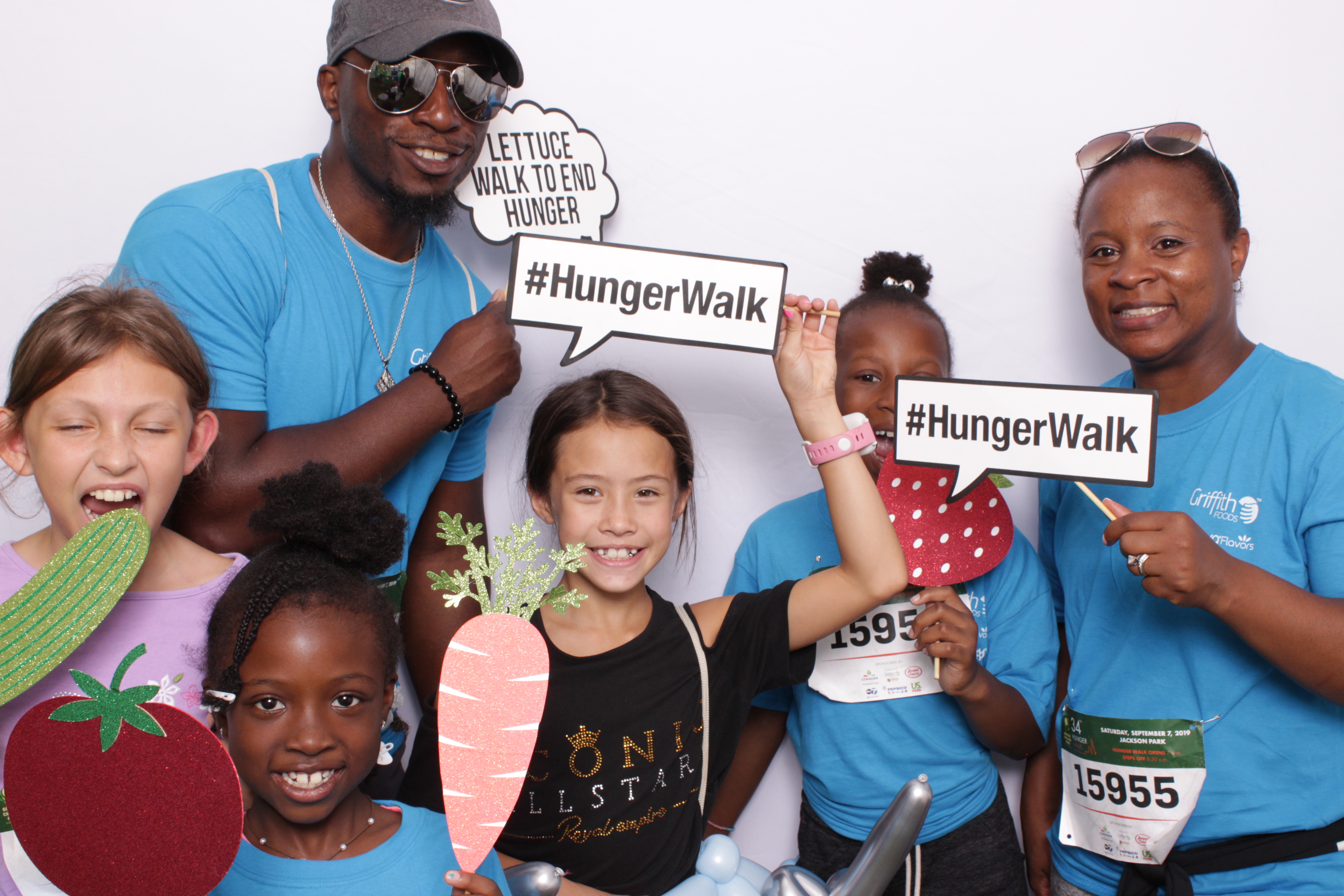 Hunger Walk: Greater Chicago Food Depository | View more photos from the event at events.alfrescophoto.com/u/AlfrescoPhoto/Hunger-Walk-Greater-Chicago-Food-Depository
